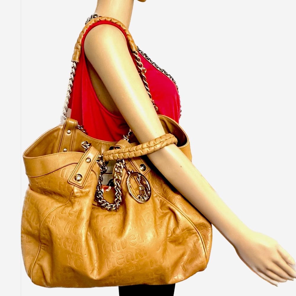 Chic Tan Leather Tote Bag
